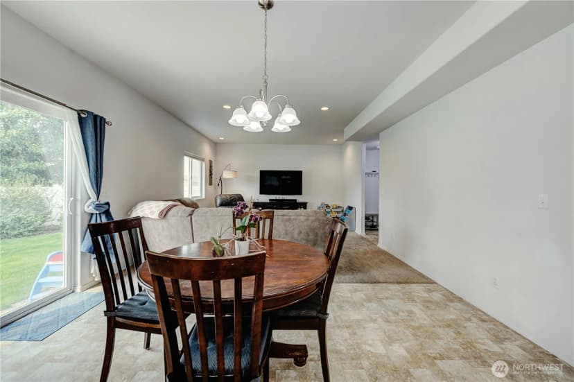 Property photo for 1474 Denny Place, Rock Island photo 13