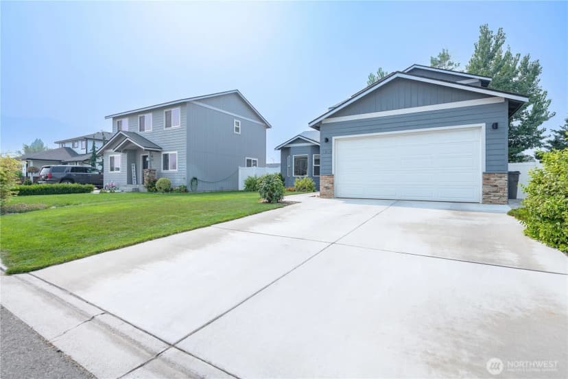 Property photo for 1474 Denny Place, Rock Island photo 28
