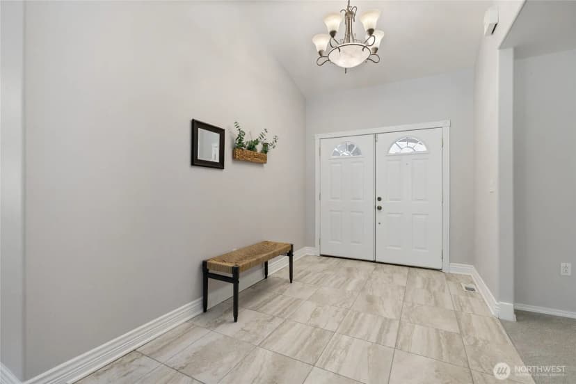 Property photo for 8121 134th Street Ne, Arlington photo 6