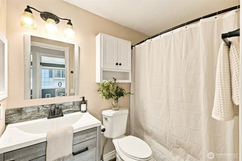 Property photo for 12404 E Gibson Road #l306, Everett photo 19
