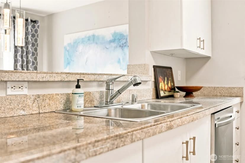 Property photo for 12404 E Gibson Road #l306, Everett photo 11