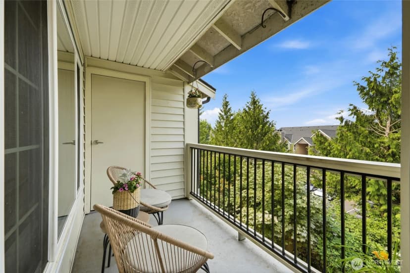 Property photo for 12404 E Gibson Road #l306, Everett photo 14