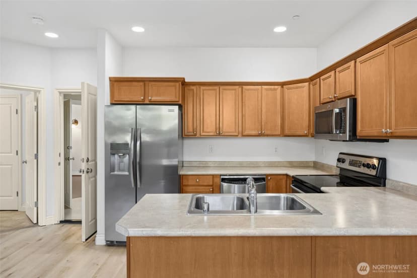 Property photo for 8821 Se 39th Street, Mercer Island photo 35