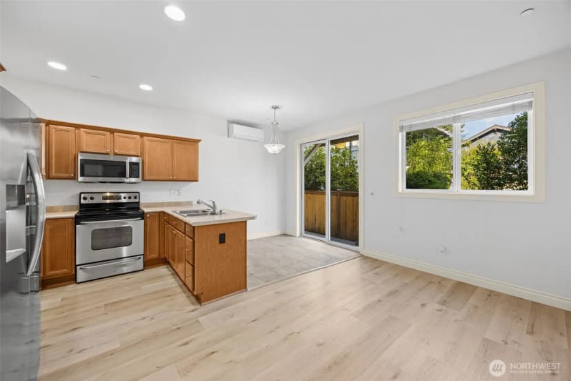 Property photo for 8821 Se 39th Street, Mercer Island photo 34