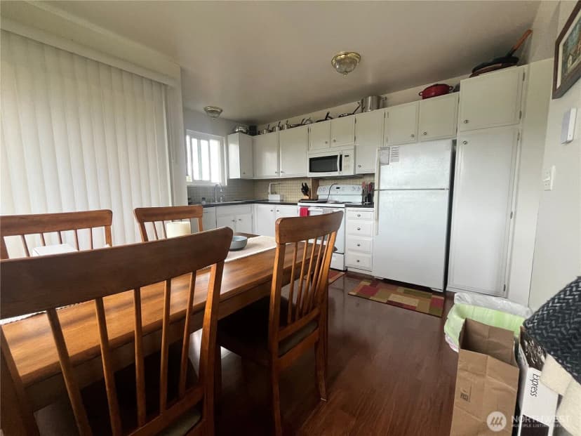 Property photo for 2707 W Jameson Street, Seattle photo 11