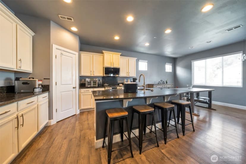 Property photo for 2131 186th Street Ct E, Spanaway photo 6