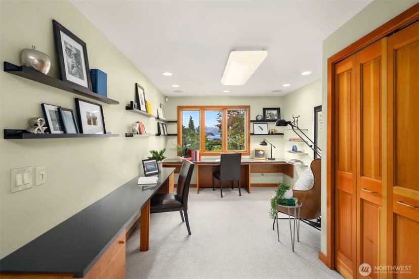 Property photo for 9418 Se 33rd Street, Mercer Island photo 25