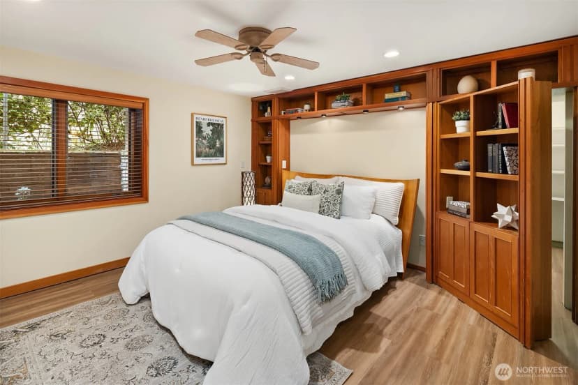 Property photo for 9418 Se 33rd Street, Mercer Island photo 21