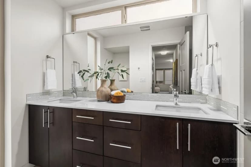 Property photo for 3818 B 23rd Avenue W #b, Seattle photo 10