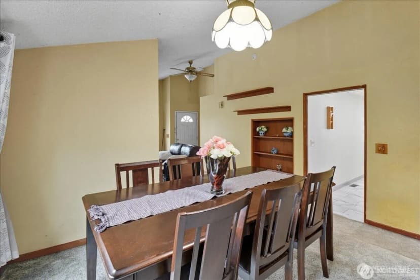 Property photo for 13633 42nd Avenue S, Tukwila photo 6
