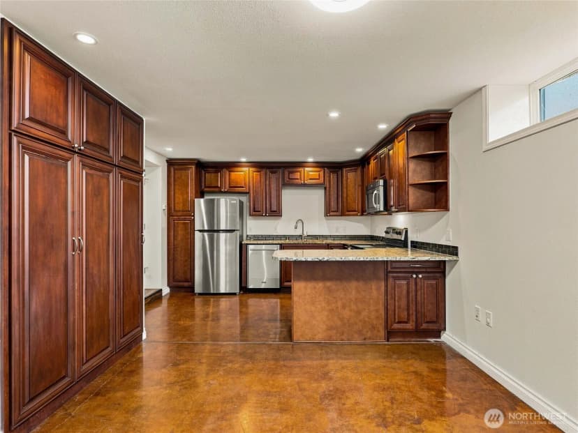 Property photo for 10404 Ne 198th Street, Bothell photo 25