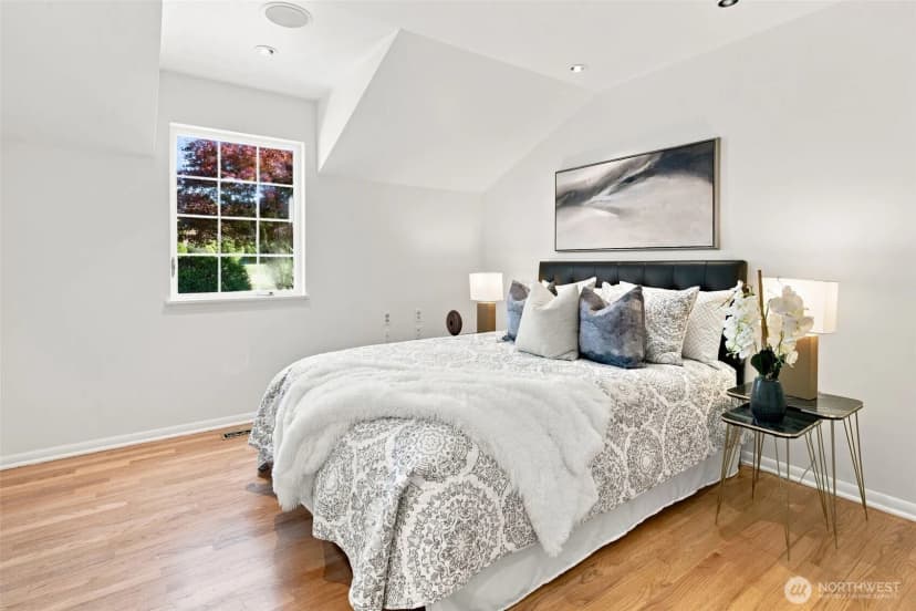 Property photo for 12168 Se 17th Place, Bellevue photo 20