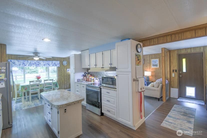 Property photo for 5530 Asotin Lane Se, Lacey photo 10
