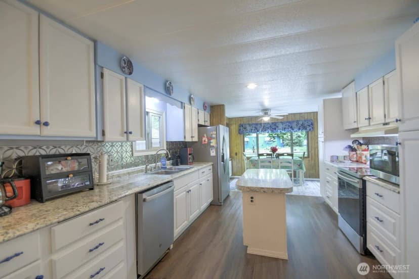 Property photo for 5530 Asotin Lane Se, Lacey photo 11