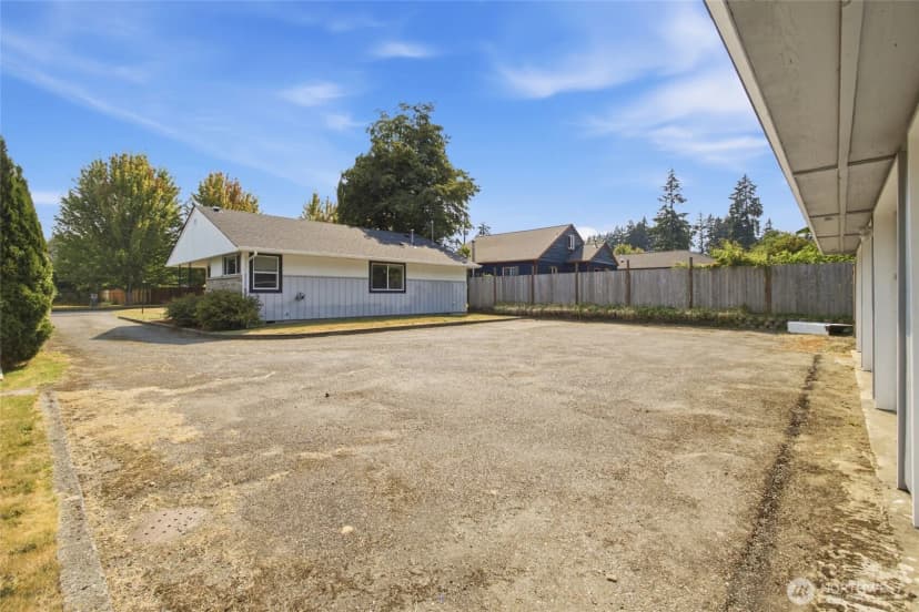 Property photo for 2016 Dickinson Avenue Nw, Olympia photo 20