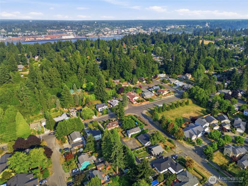 Property photo for 2016 Dickinson Avenue Nw, Olympia photo 29