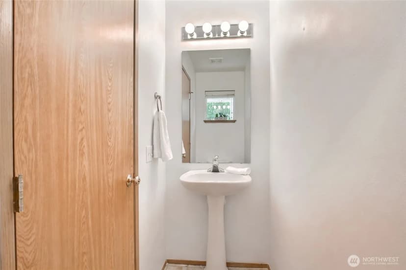 Property photo for 23704 Se 243rd Place, Maple Valley photo 7