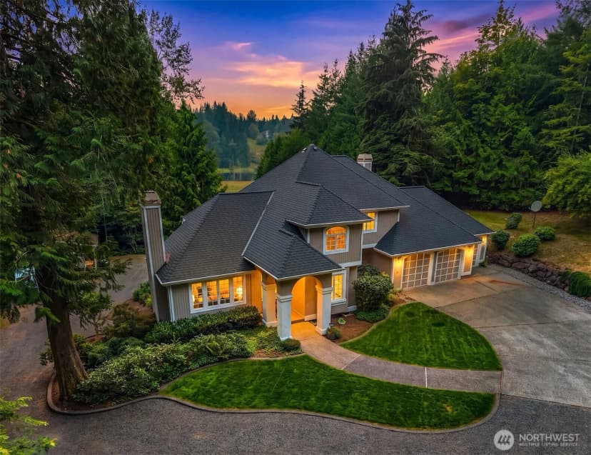 Property photo for 8826 E Meadow Lake Drive, Snohomish photo 2