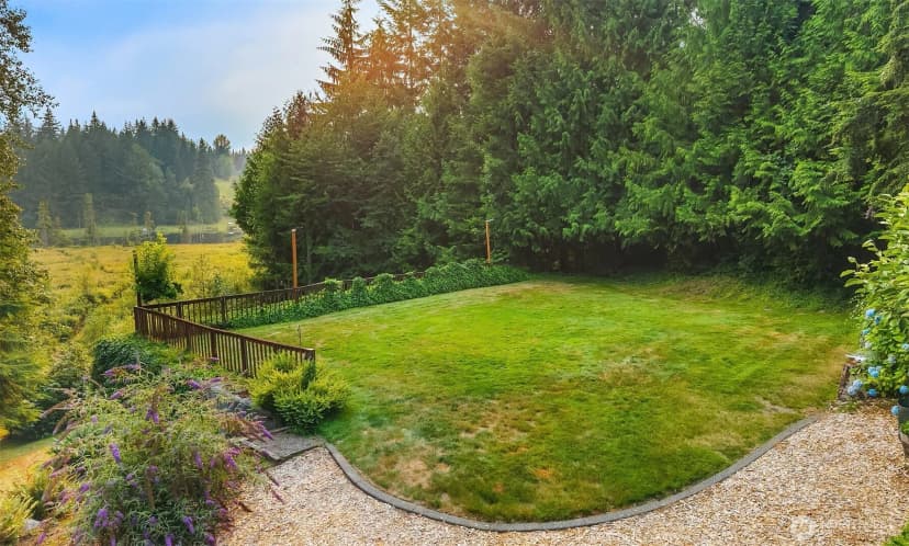 Property photo for 8826 E Meadow Lake Drive, Snohomish photo 34