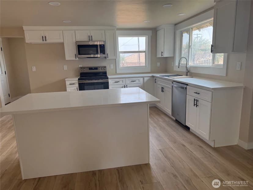 Property photo for 1200 Tibbling Road, Selah photo 5