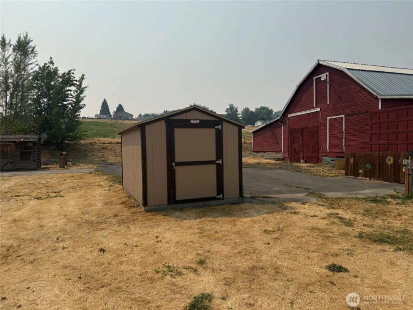 Property photo for 1200 Tibbling Road, Selah photo 35