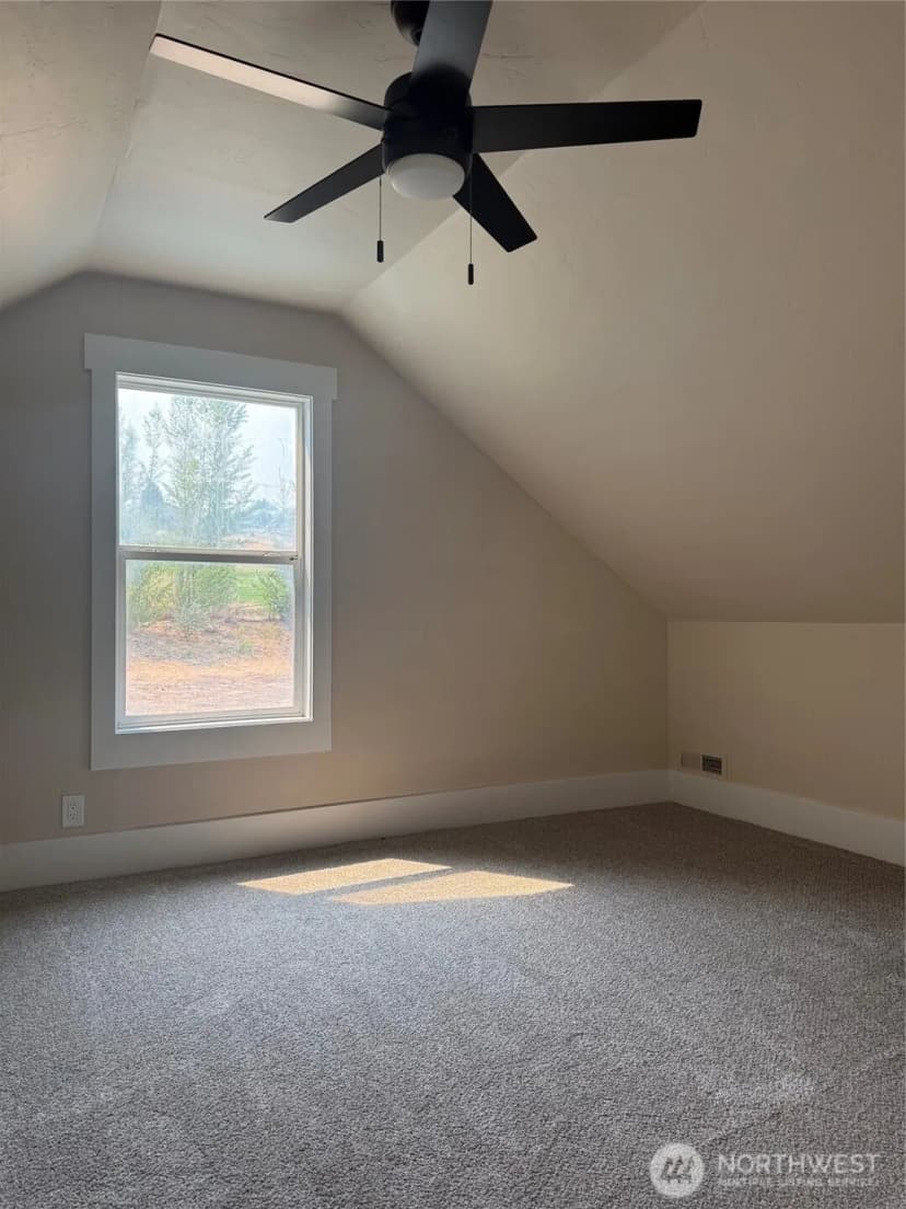 Property photo for 1200 Tibbling Road, Selah photo 17