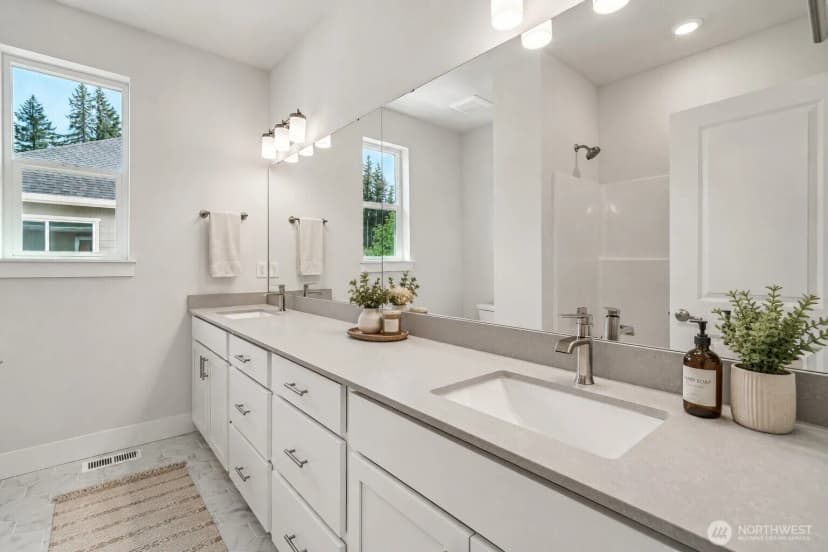 Property photo for 6406 213th Avenue Ct E, Lake Tapps photo 18