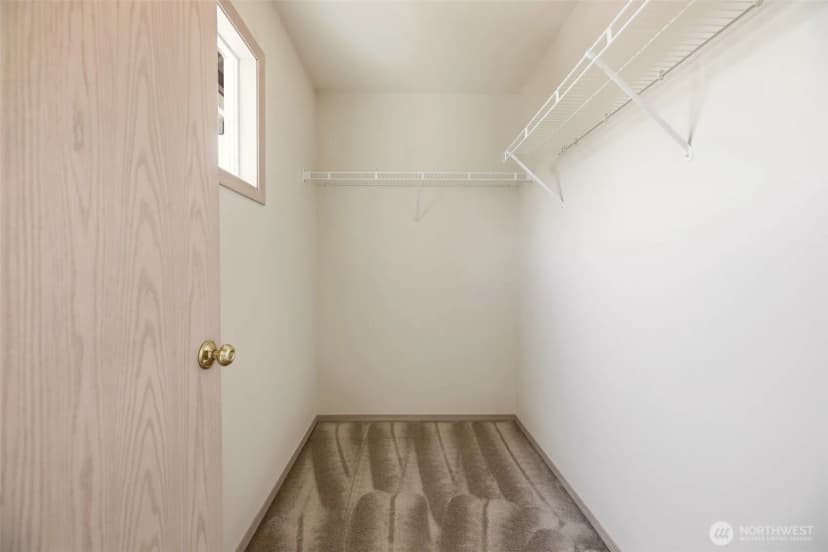 Property photo for 277 Edmonds Avenue Se, Renton photo 27