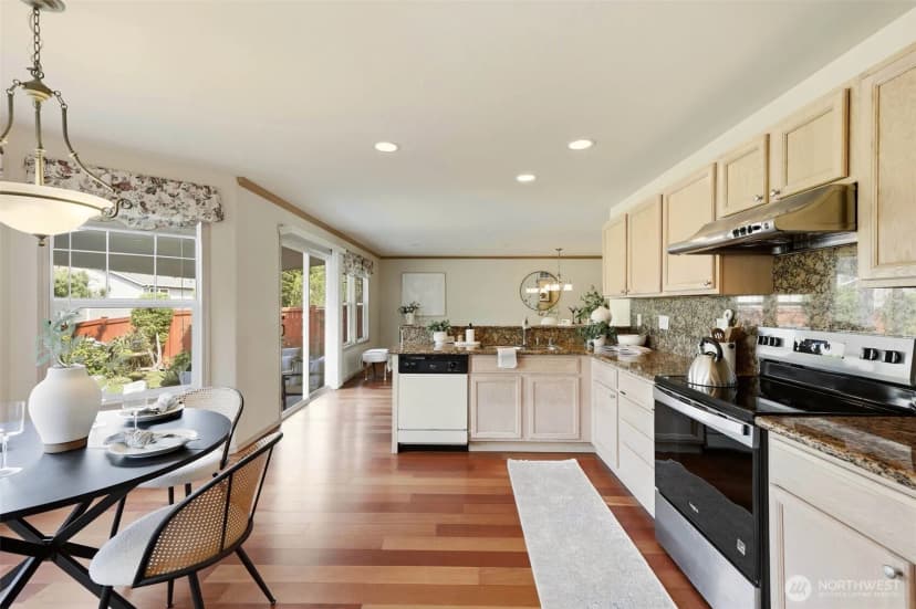 Property photo for 277 Edmonds Avenue Se, Renton photo 15