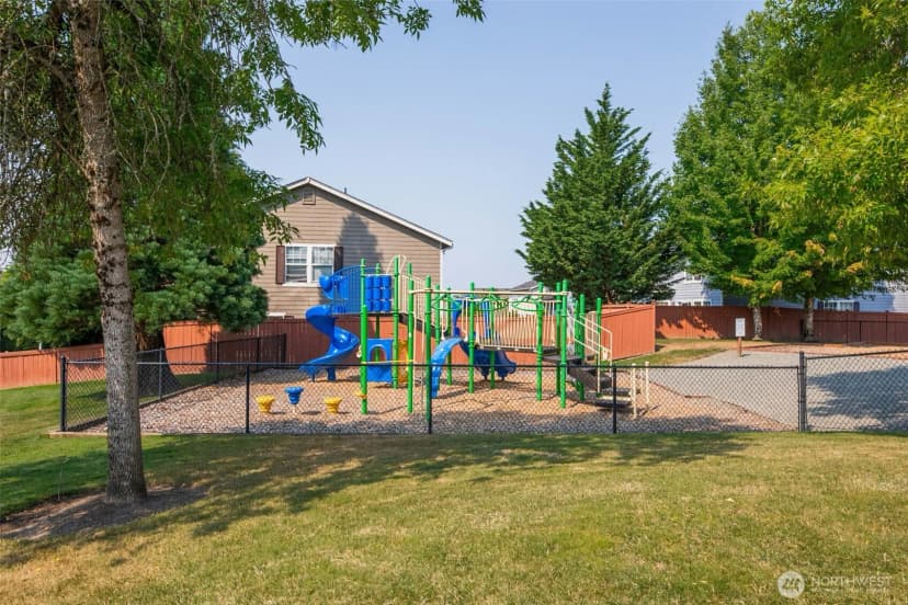 Property photo for 277 Edmonds Avenue Se, Renton photo 36
