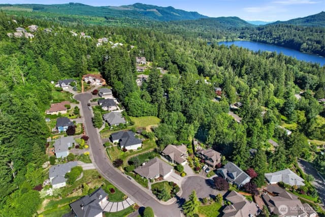 Property photo for 4020 Padden Hills Court, Bellingham photo 3