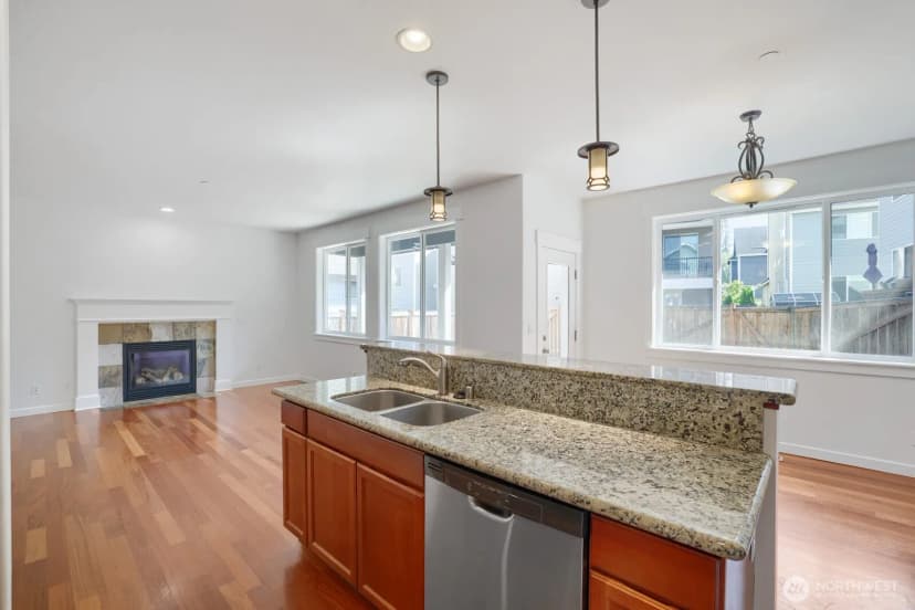 Property photo for 126 209th Place Sw, Lynnwood photo 6