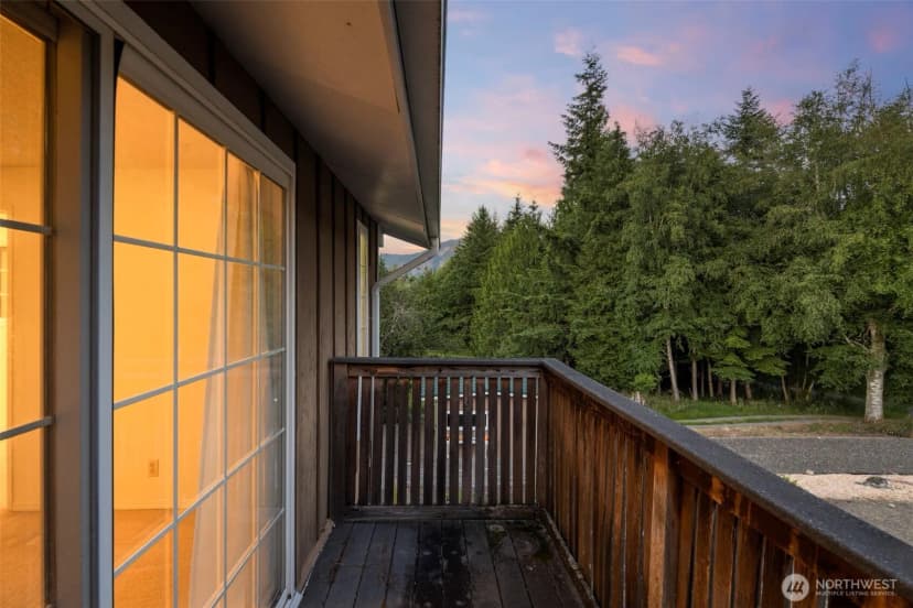 Property photo for 8516 375th Avenue Se, Snoqualmie photo 18