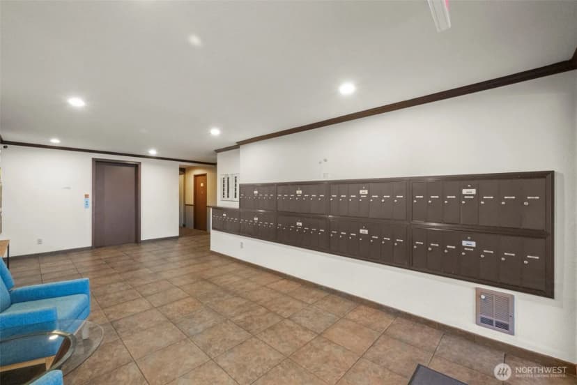 Property photo for 750 N 143rd Street #b7, Seattle photo 24