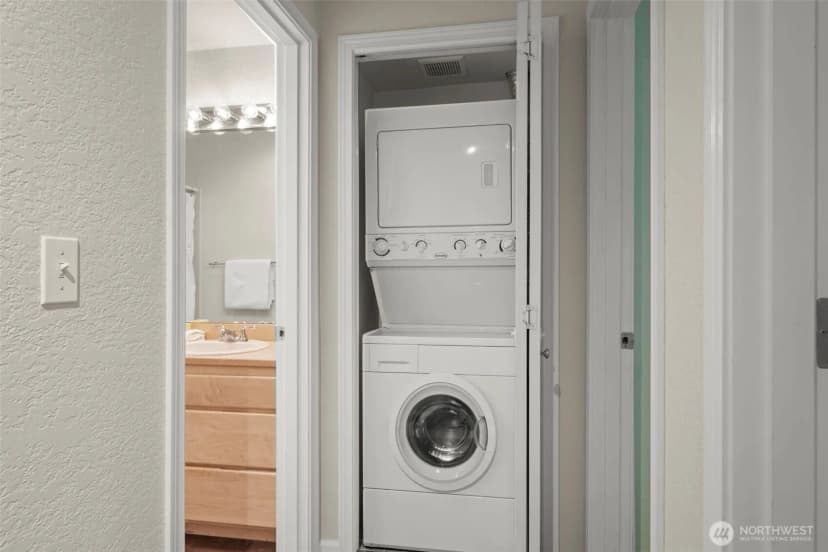 Property photo for 750 N 143rd Street #b7, Seattle photo 20