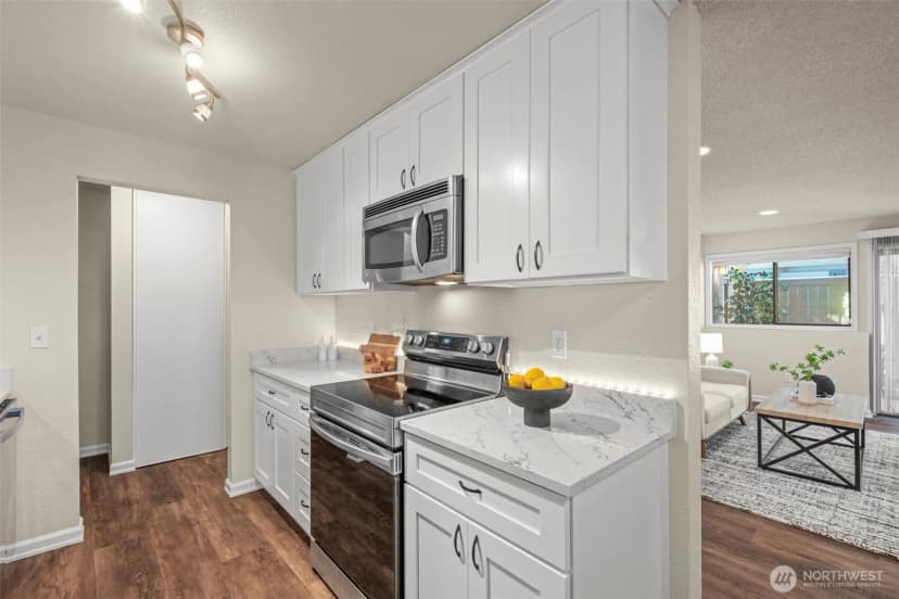 Property photo for 750 N 143rd Street #b7, Seattle photo 10