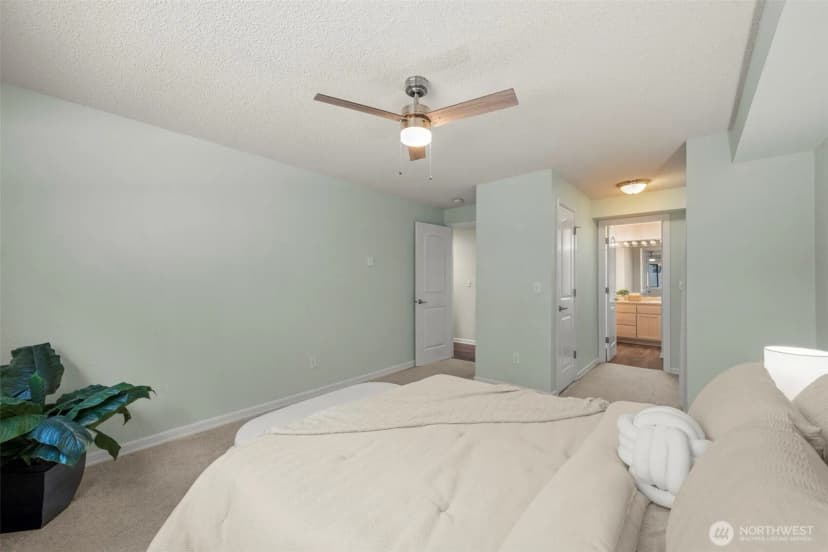 Property photo for 750 N 143rd Street #b7, Seattle photo 16