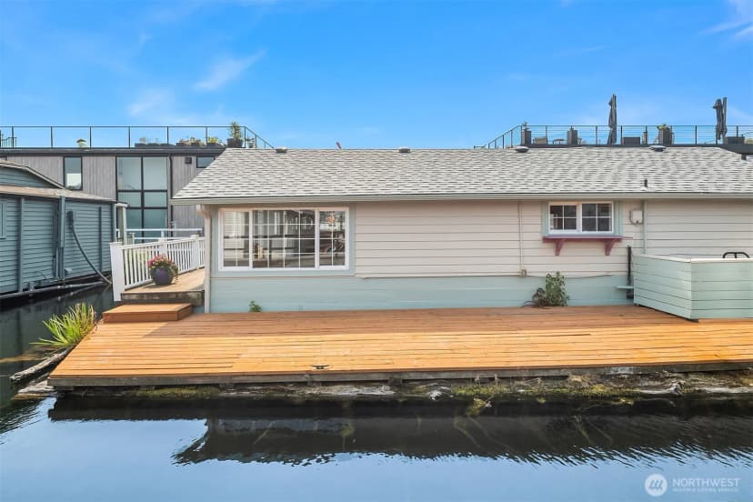 Property photo for 2818 Boyer Avenue E #8, Seattle photo 21