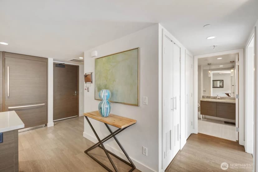 Property photo for 588 Bell Street #614s, Seattle photo 8