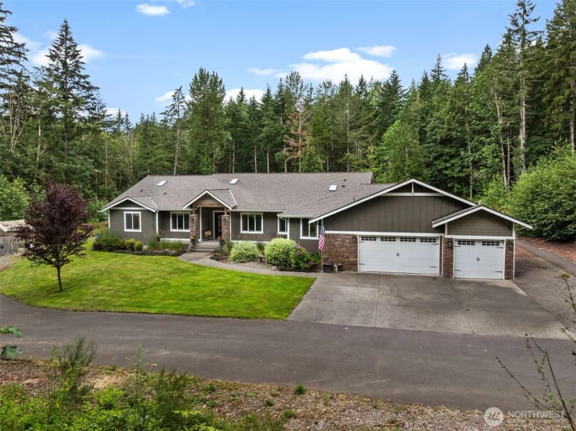 Property photo for 15622 Glenwood Road Sw, Gig Harbor