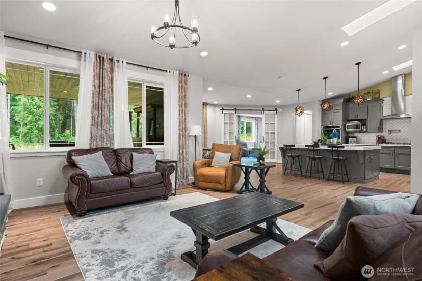 Property photo for 15622 Glenwood Road Sw, Gig Harbor photo 9