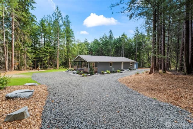 Property photo for 3975 Salmonberry Road Se, Port Orchard photo 2
