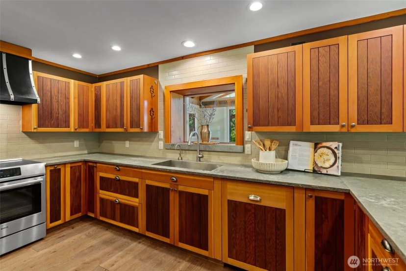 Property photo for 3150 Cowiche Mill Road, Yakima photo 9