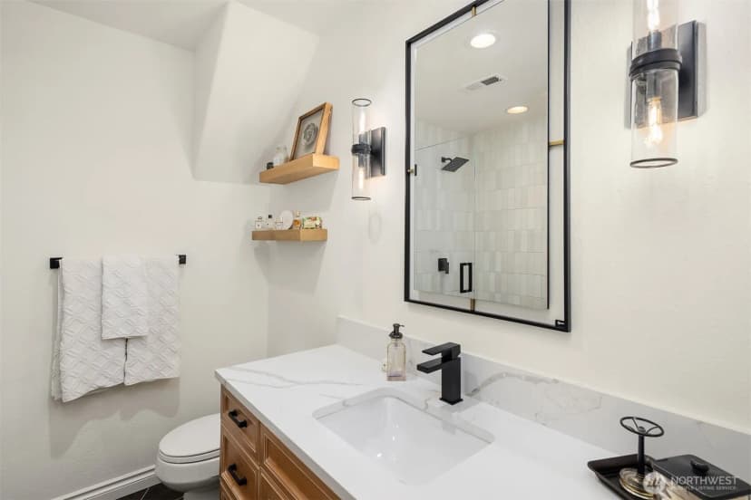 Property photo for 237 7th Avenue, Kirkland photo 32