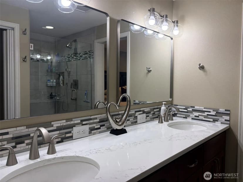 Property photo for 101 Chinook Lane #c Steilacoom, Steilacoom photo 18