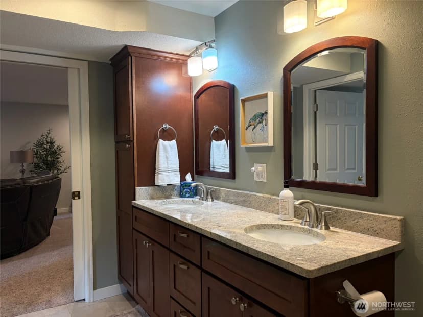 Property photo for 101 Chinook Lane #c Steilacoom, Steilacoom photo 33