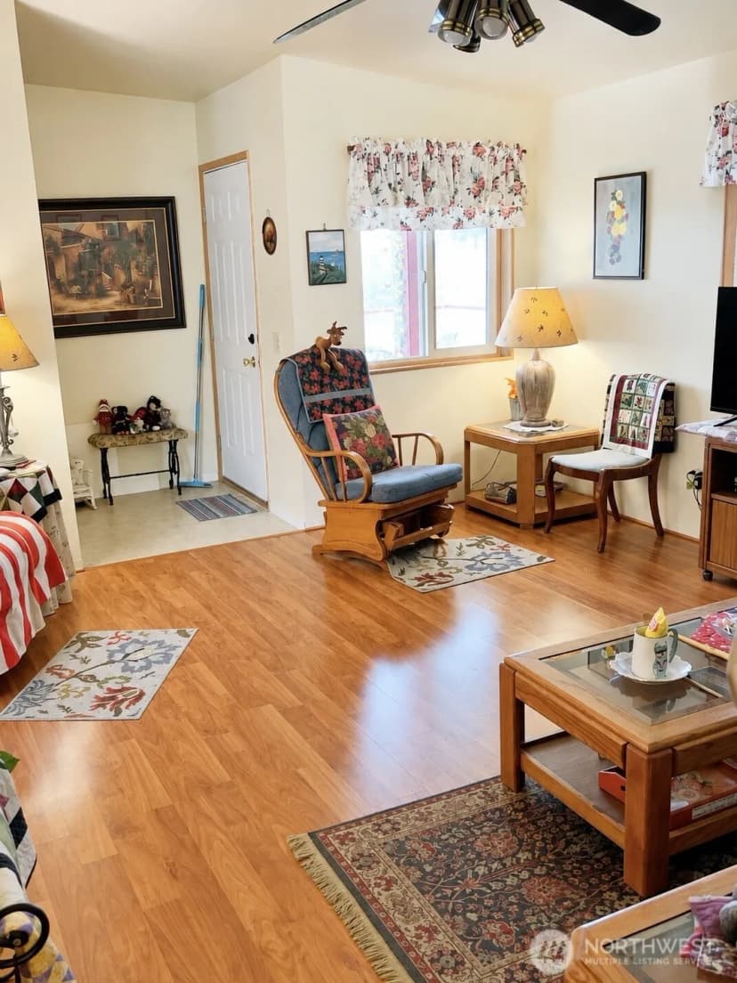 Property photo for 836 Harmon Way S #2, Orting photo 4