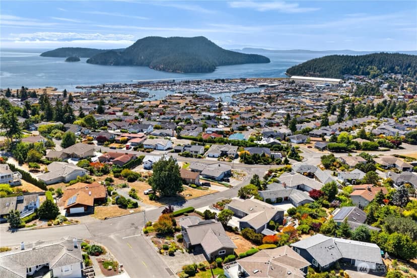 Property photo for 4808 Glasgow Way, Anacortes photo 37