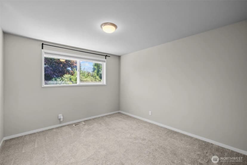 Property photo for 22912 105th Avenue Se, Kent photo 22