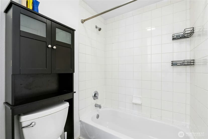 Property photo for 14600 Se 176th Street #r1, Renton photo 22